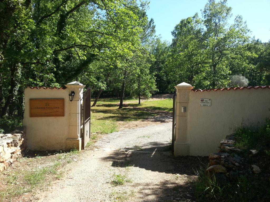 Le Donjon Des Combes Et Son Spa Fayence Habitación foto